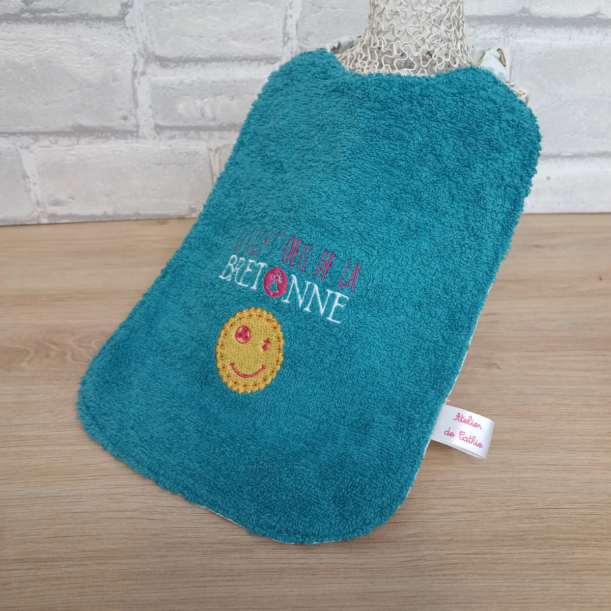 Bavoir Breton brodé Les Créas de Cathie