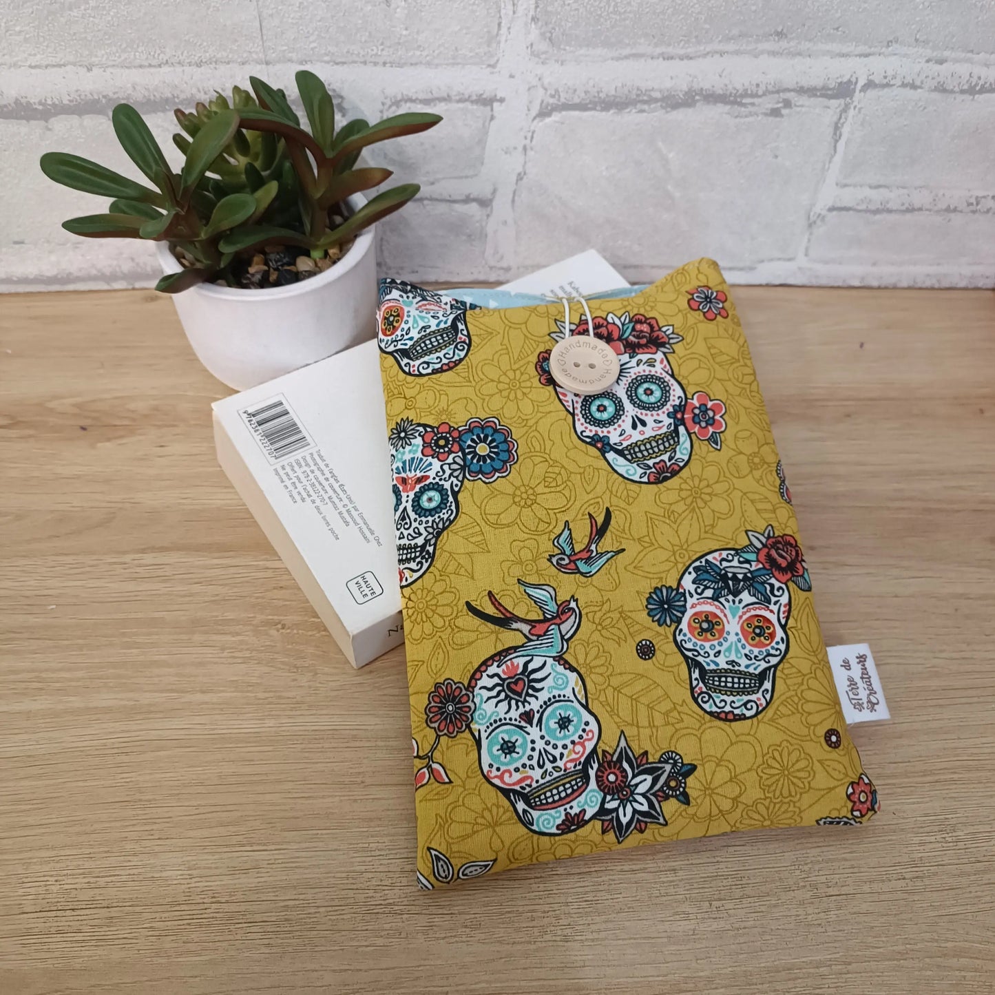 Pochette à livre de poche Terre de Créateurs