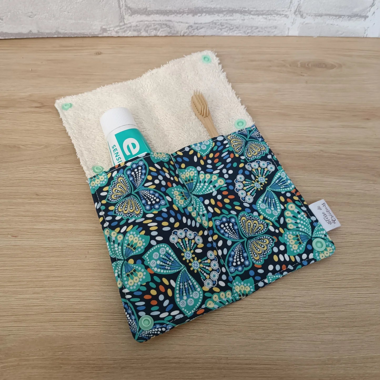 Étui à brosse à dents et dentifrice motif papillons turquoises