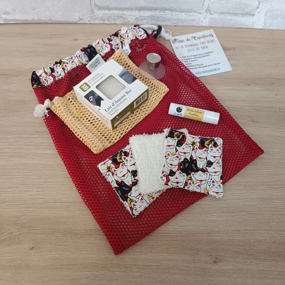 Kit zéro déchet salle de bain tissu motif manekineko chat japonais