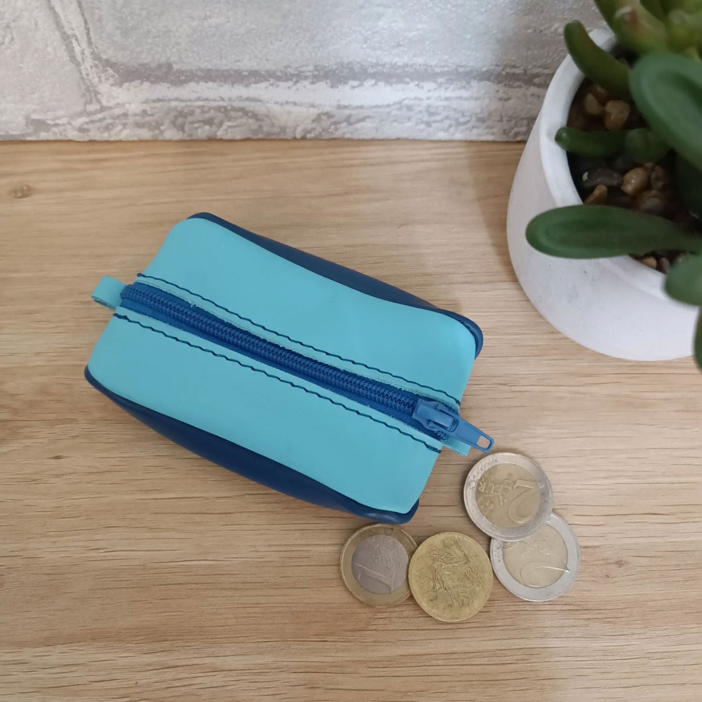 Porte monnaie Grain de café en cuir véritable coloris duo bleu