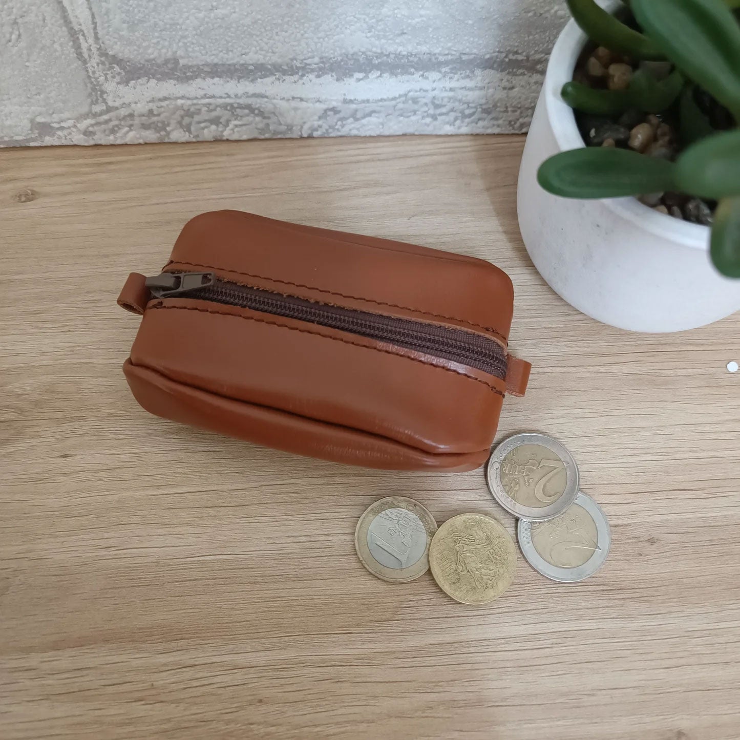 Porte monnaie Grain de café en cuir véritable coloris marron