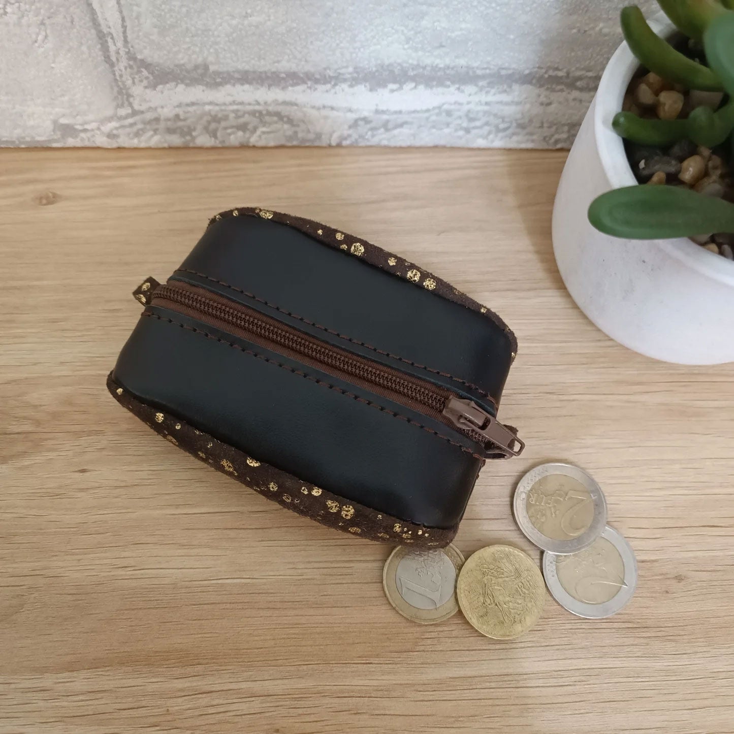 Porte monnaie Grain de café en cuir véritable coloris noir et marron pailleté