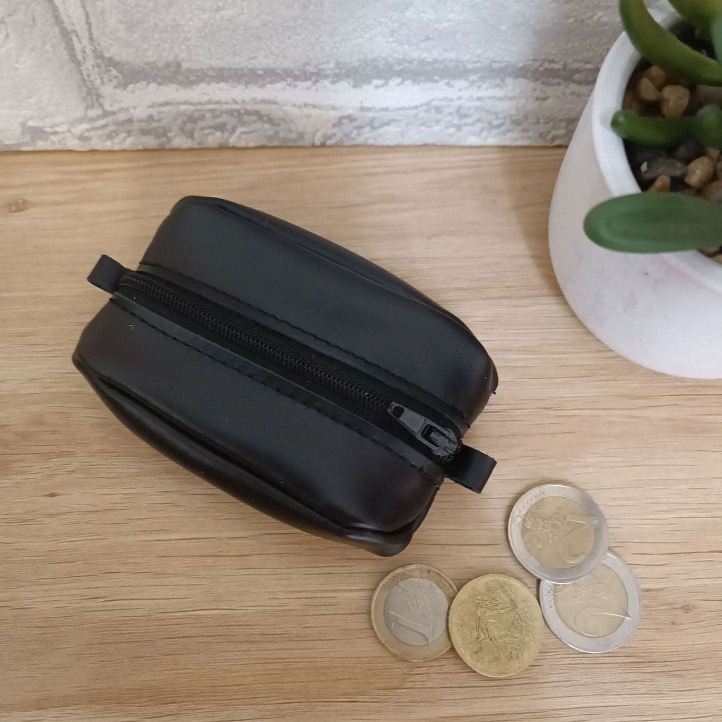 Porte monnaie Grain de café en cuir véritable coloris noir