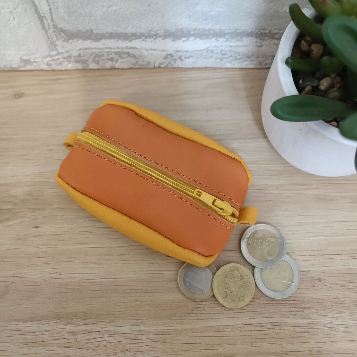 Porte monnaie Grain de café en cuir véritable coloris orange et jaune