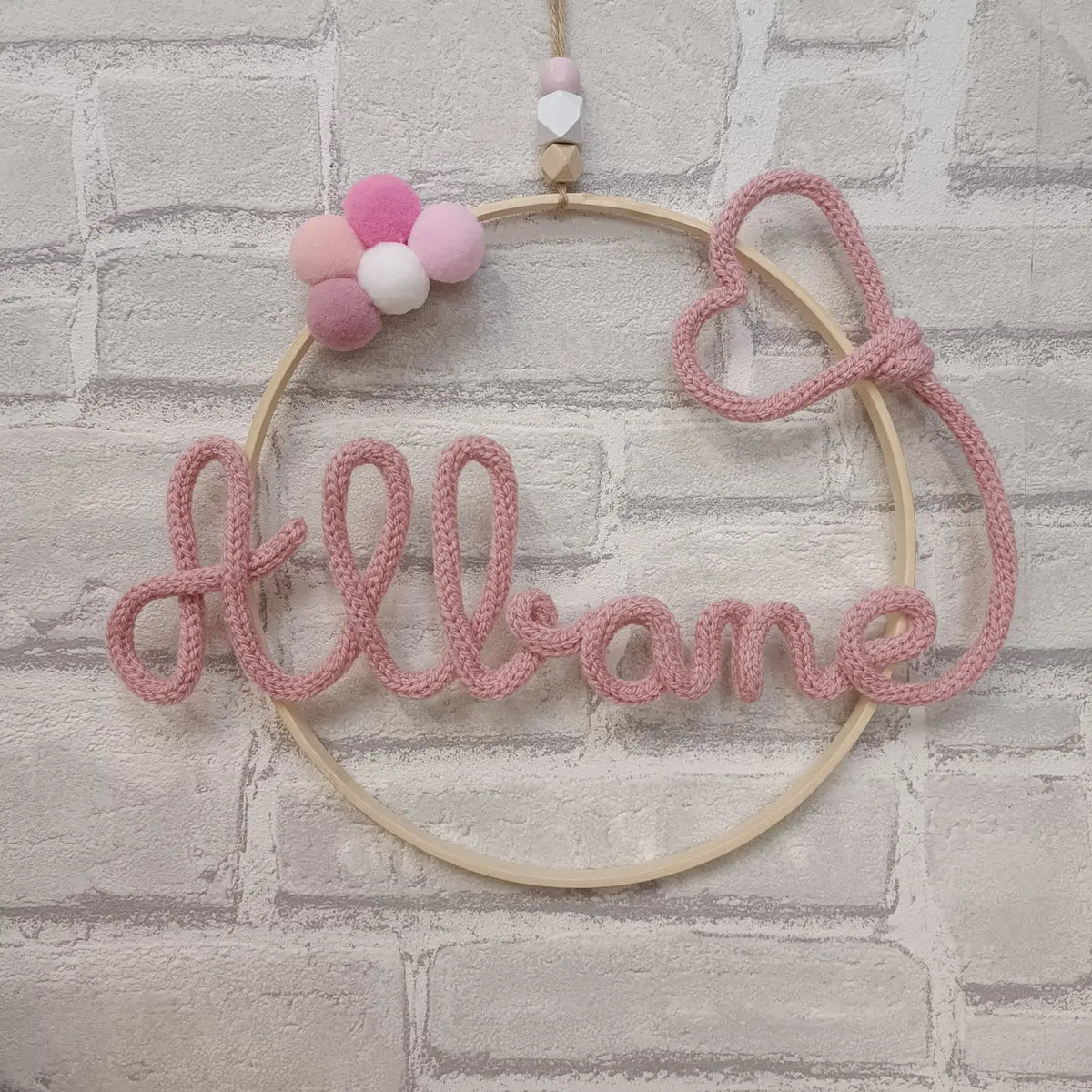 Prénom en tricotin personnalisé Albane couleur rose