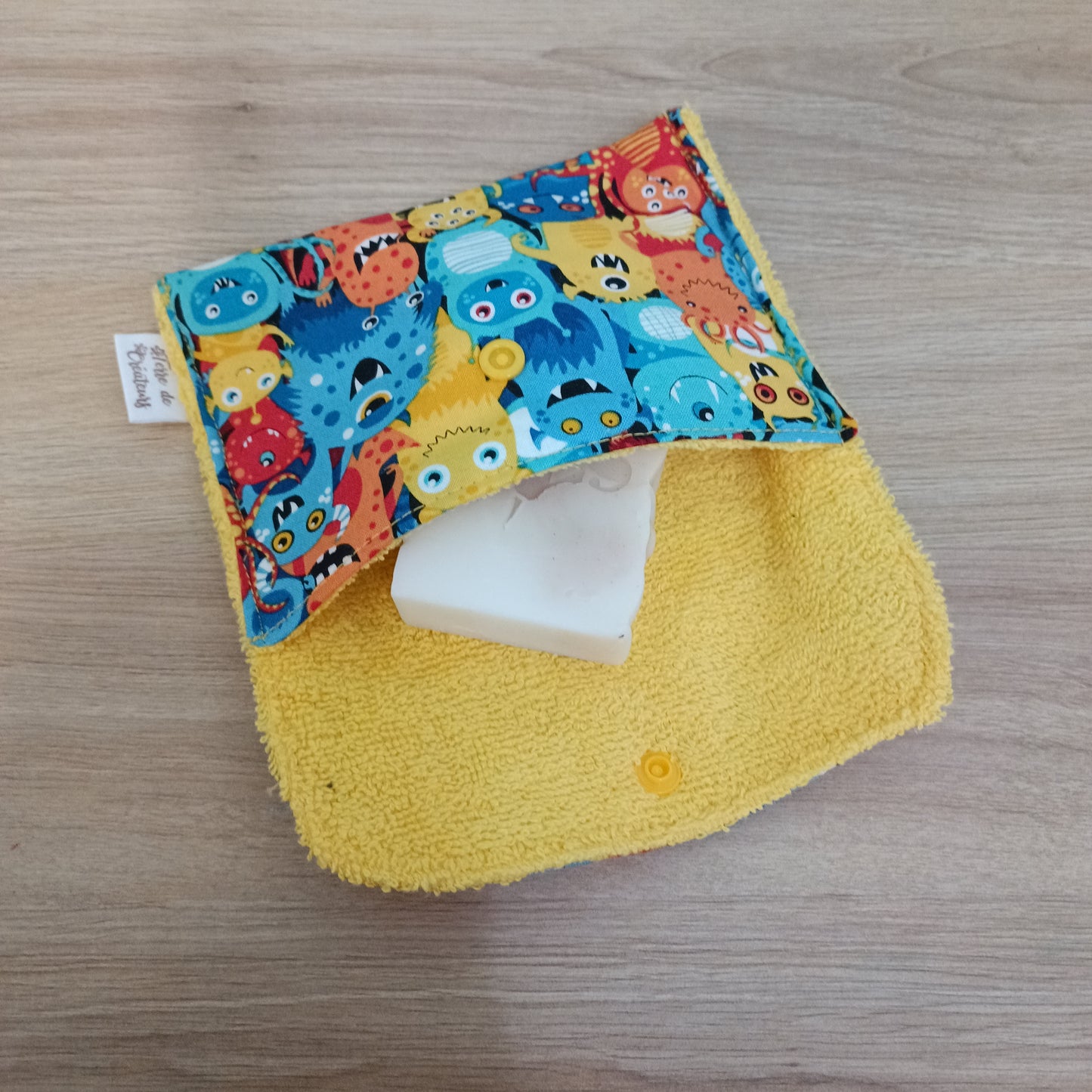 Pochette à savon ou shampoing solide