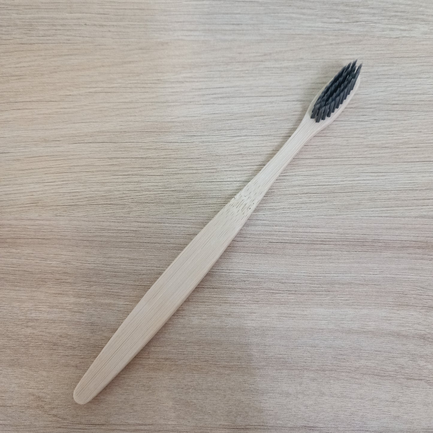 Brosse à dents en bambou (Plusieurs coloris)