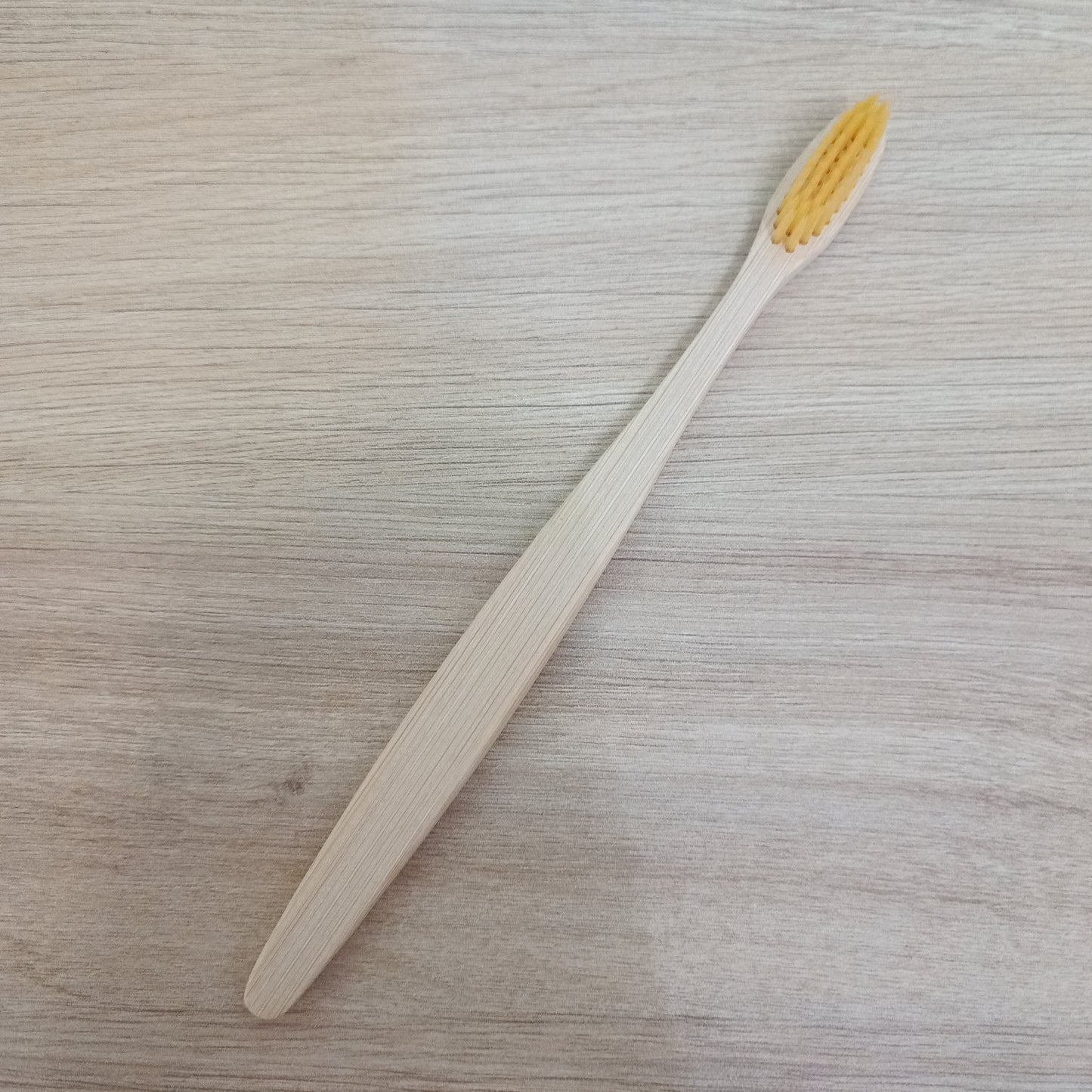 Brosse à dents en bambou (Plusieurs coloris)