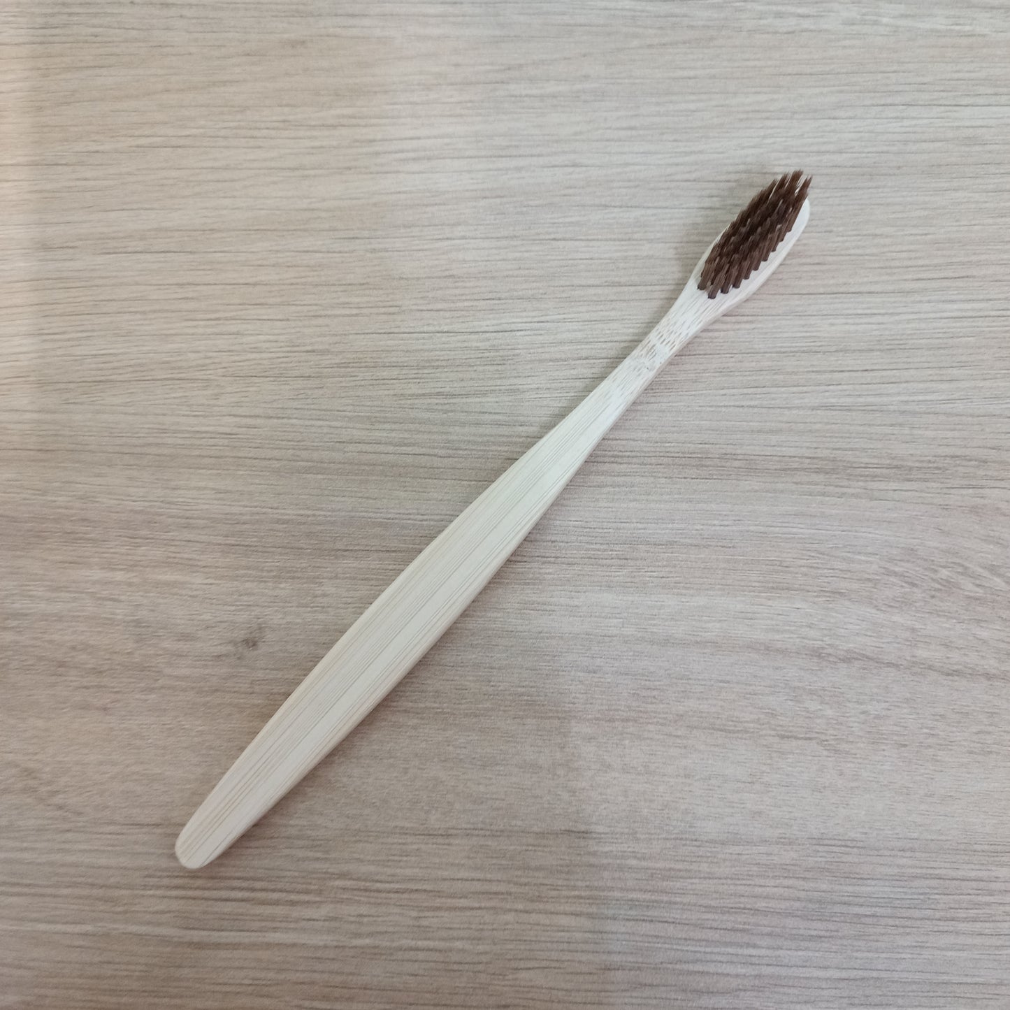 Brosse à dents en bambou (Plusieurs coloris)