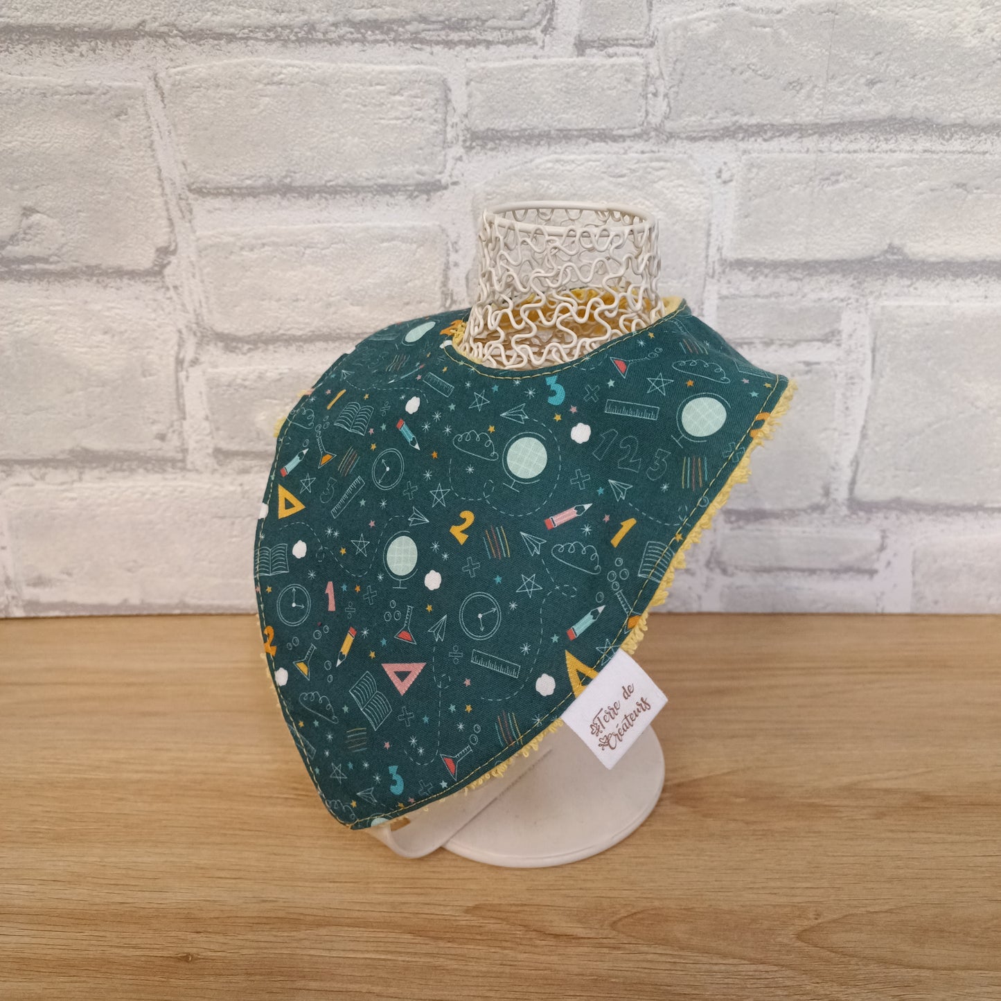 Bavoir Bandana (plusieurs coloris)