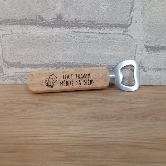 Decapsuleur en bois personnalisé