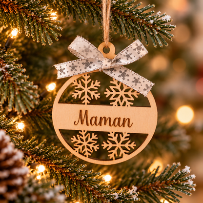 Boule de Noël en bois personnalisé motif flocons
