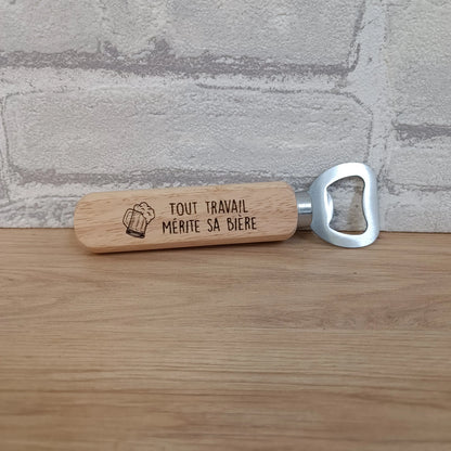 Décapsuleur en bois personnalisé avec message