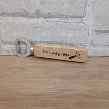 Décapsuleur personnalisé en bois idée cadeau