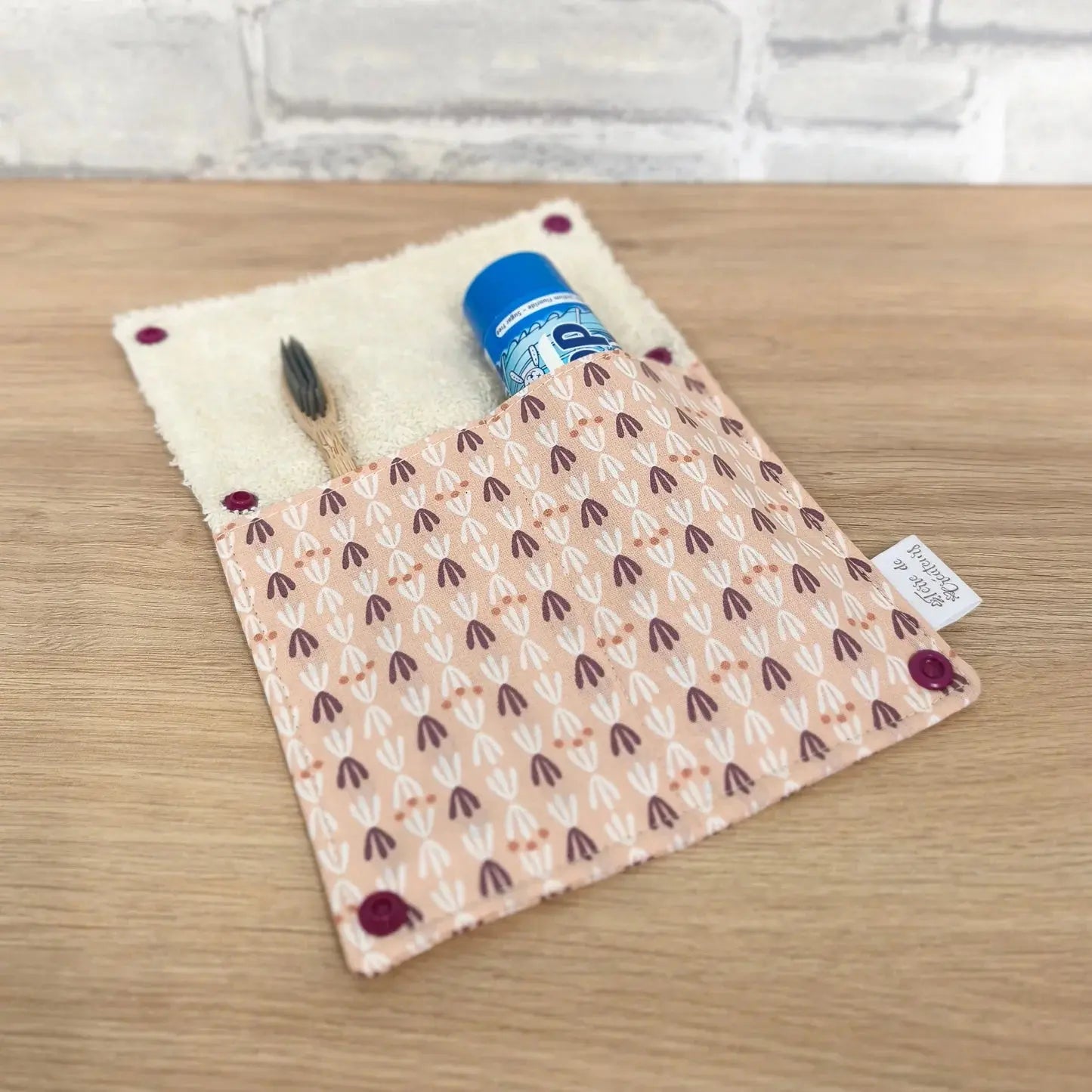Étui à brosse à dents beige et violine