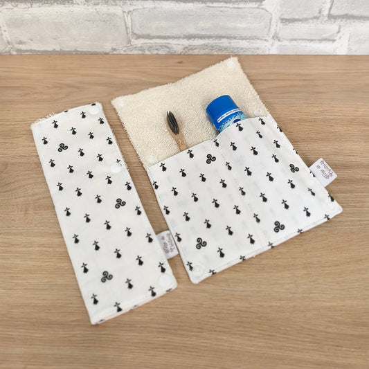 Étui à brosse à dents breton fond blanc