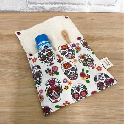 Étui Brosse à Dents et Dentifrice Réutilisable motif santa muerte fond blanc