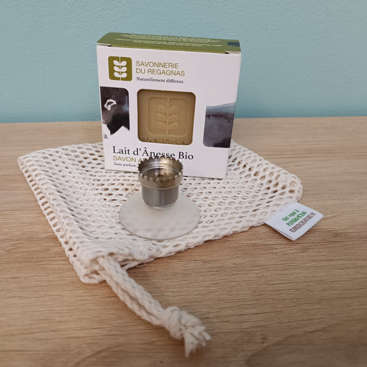 Kit zéro déchet avec savon lait d'anesse bio, filet à savon beige et ventouse aimanté à savon
