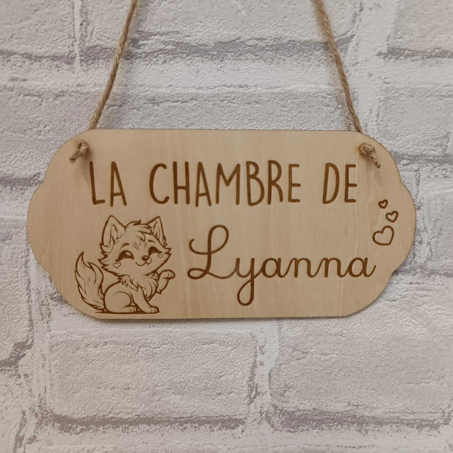 Plaque personnalisée en bois pour chambre enfant thème renard et prénom Lyanna