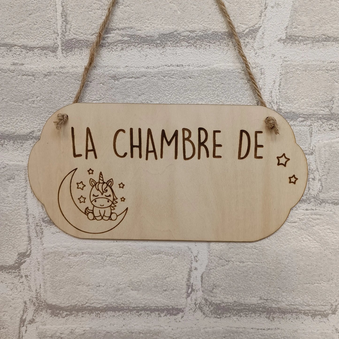 Plaque prénom en bois pour décoration de chambre enfant thème licorne