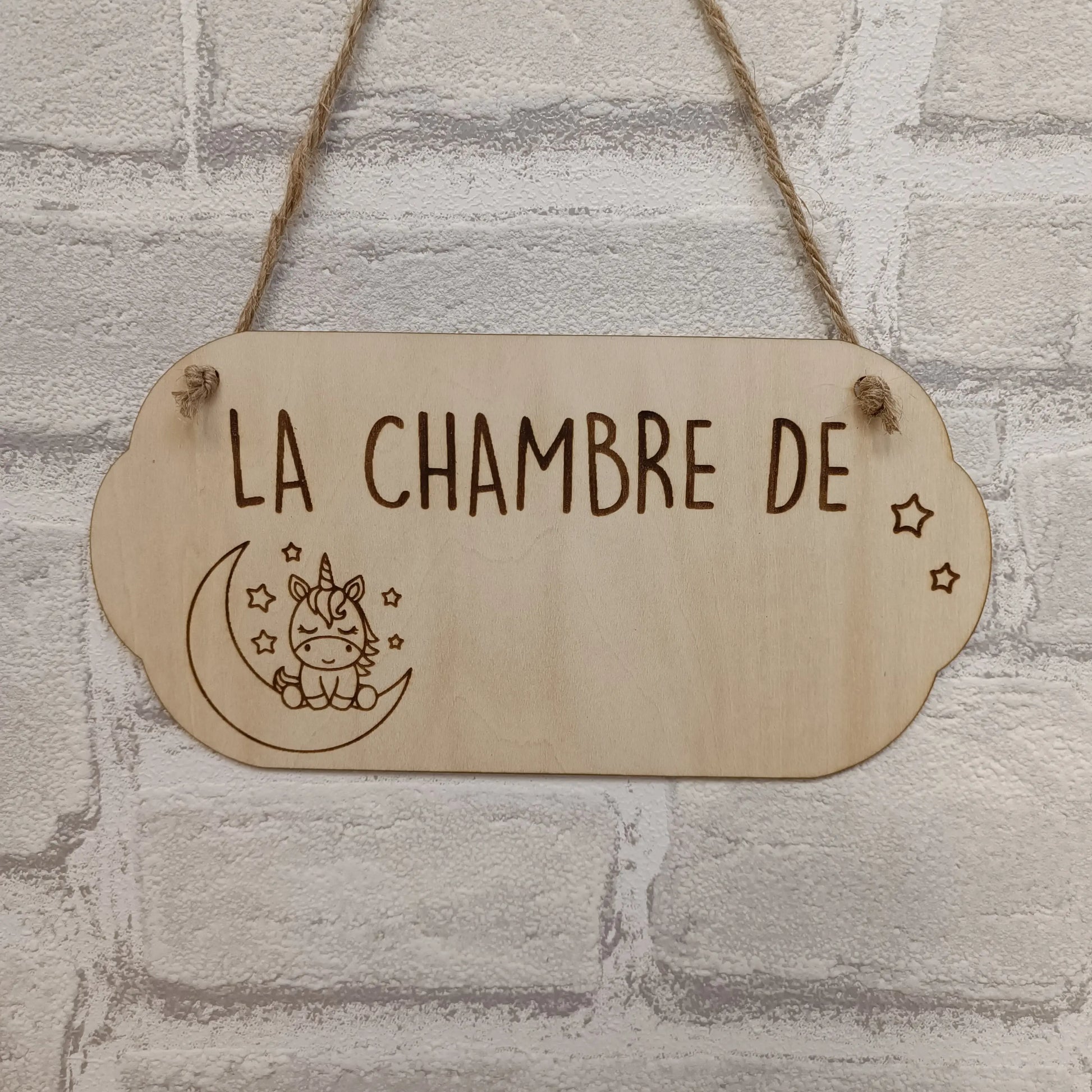 Plaque prénom en bois pour décoration de chambre enfant thème licorne
