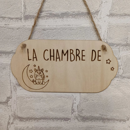 Plaque prénom en bois pour décoration de chambre enfant thème licorne