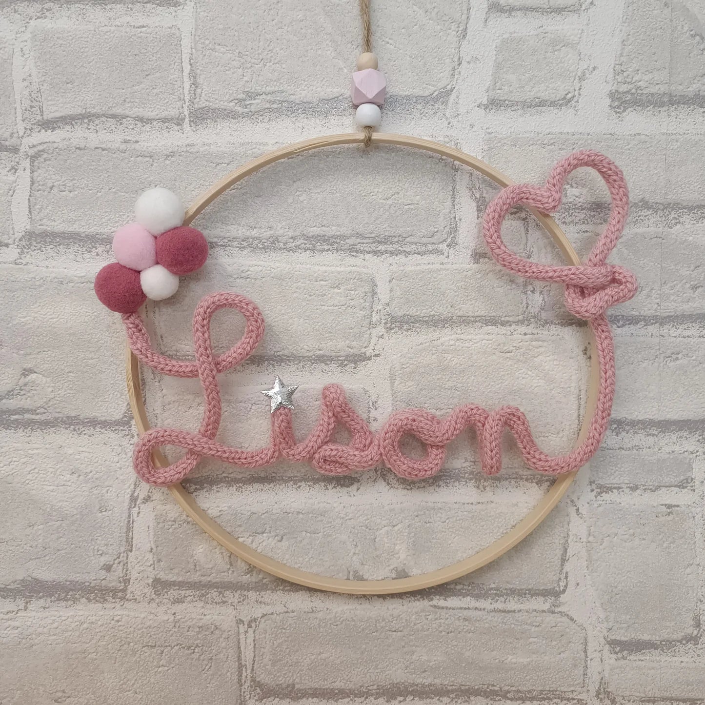 Prénom en tricotin rose Lison