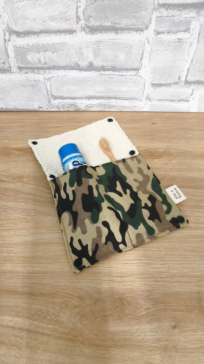 Étui Brosse à Dents et Dentifrice Réutilisable – Pochette en Tissu Terre de Créateurs