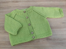 Charger l&#39;image dans la galerie, Gilets bébé 6/9 mois (Plusieurs coloris fille / garçon / neutre)
